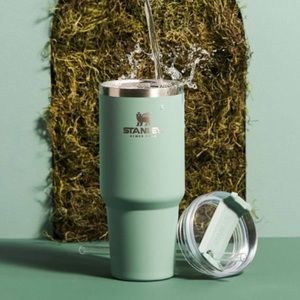 Stanley 30oz Stainless Steel Adventure Quencher, travel Tumblr in Tactful Teal